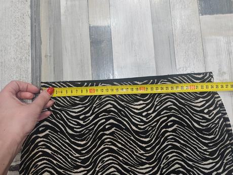 Dámska sukňa zn.forever 21, m