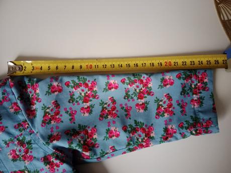 Bundička s kvietkami, 74