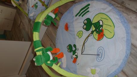 Hracia podložka žabková,