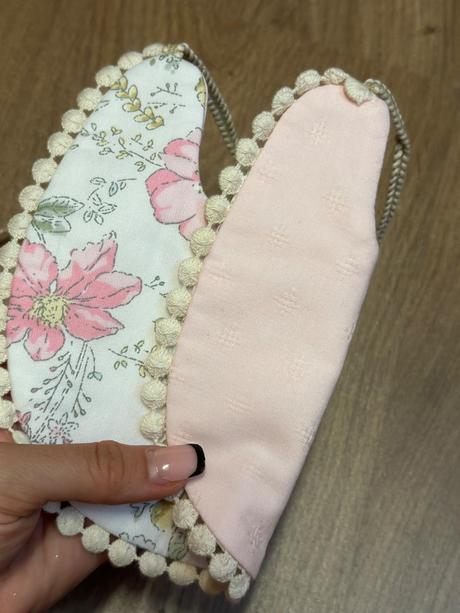 Obojstranný podbradník,