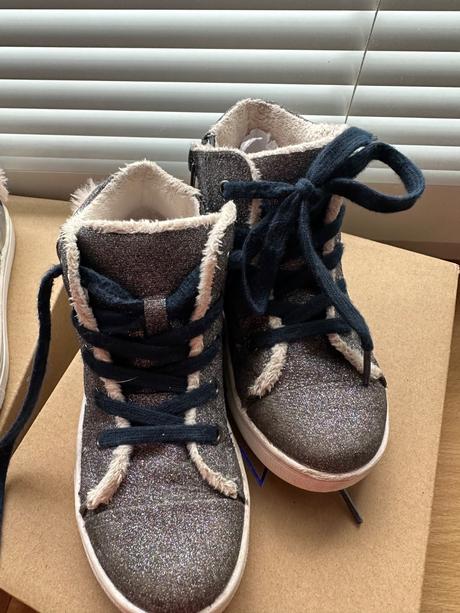 Zateplene topanky jednorozce v 26 a 28, 26