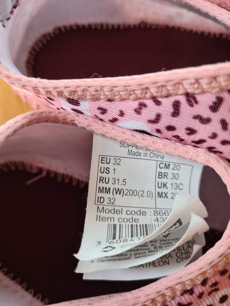 Cvičky/ papučky decathlon, domyos,25