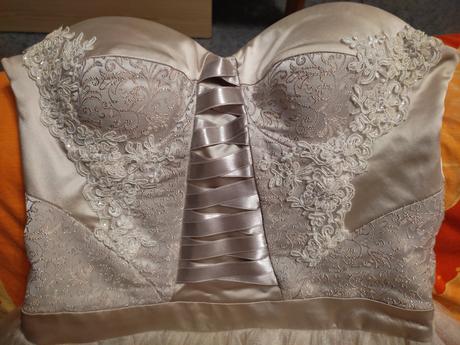 Spoločenské šaty č.42, 42