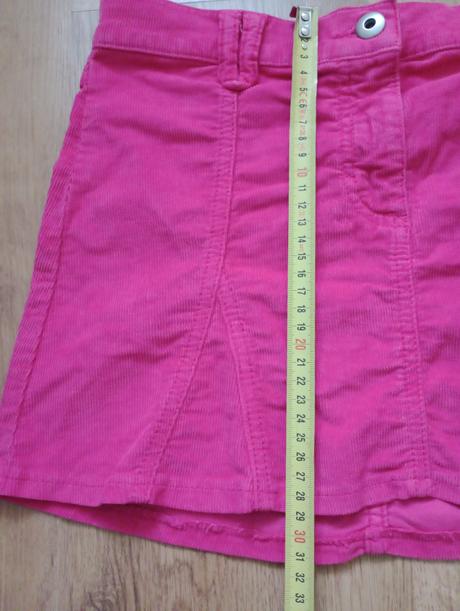 Mencestrova suknička, benetton,146