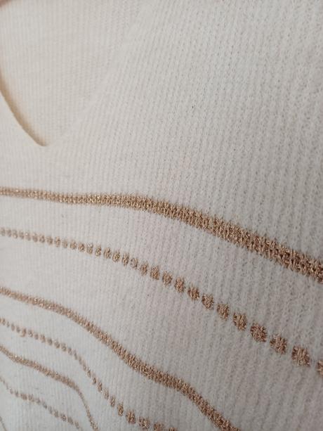 Dámsky béžovo-zlatý sveter, 44