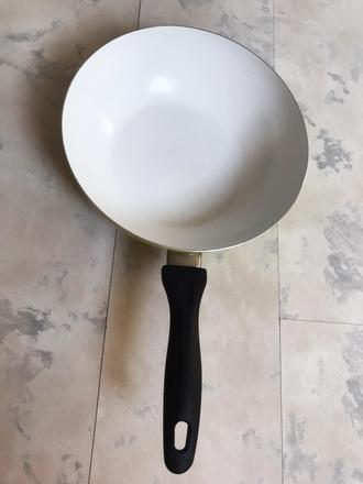 Keramická wok panvica, 