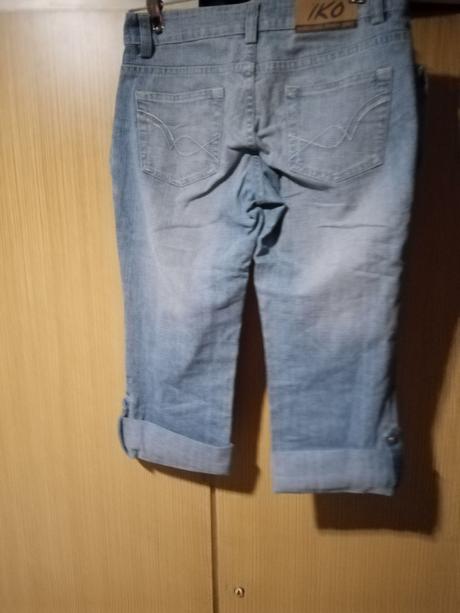 Dámske 3/4,riflove nohavice, 30