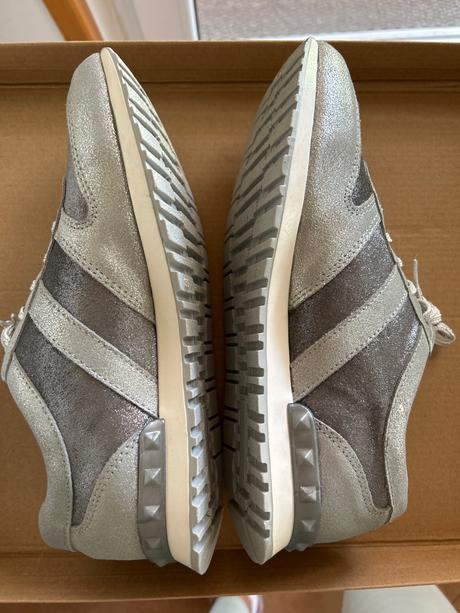 Strieborné tenisky z pravej kože 39, 39