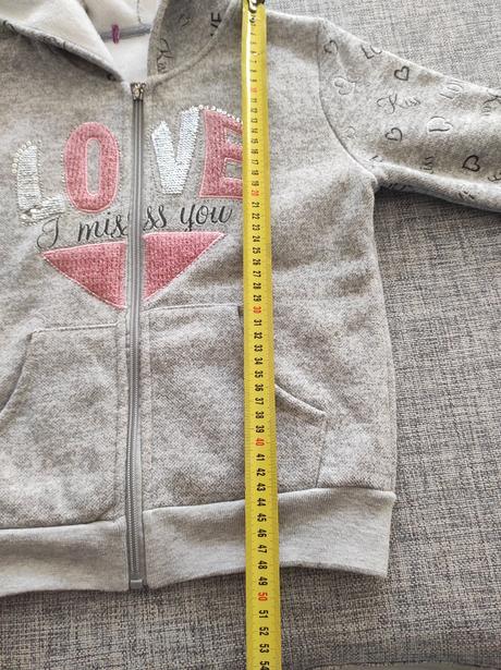 Predám zateplenú mikinu, 134