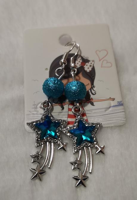 Náušnice s kométou,