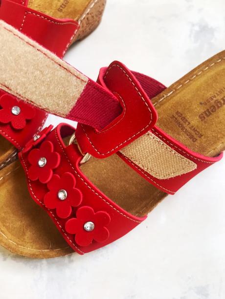 Pohodlné šlapky na klinovom podpätku, 38