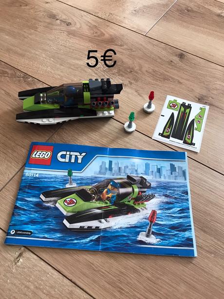 Lego city - pretekársky čln, 