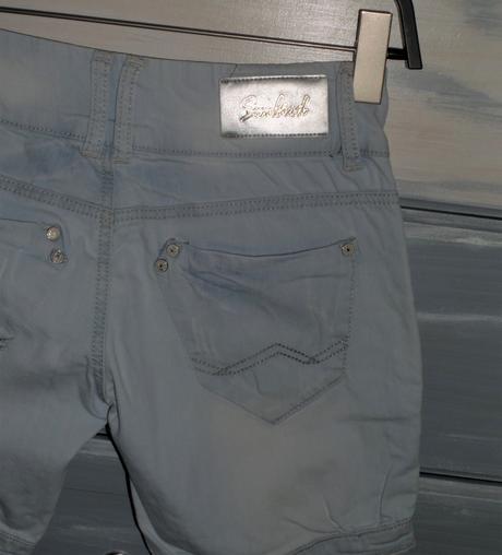 Rifľové kraťasy, 158