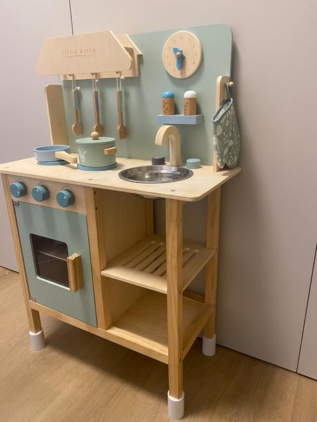 Kuchynka little dutch s prislusenstvom, 