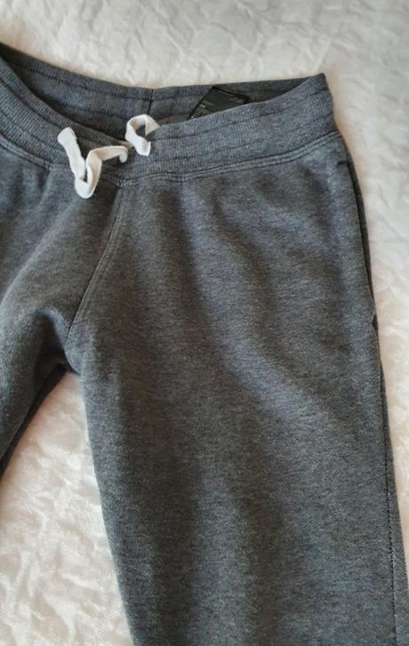 2ks tepláky next a h&m 128 zateplené, next,128