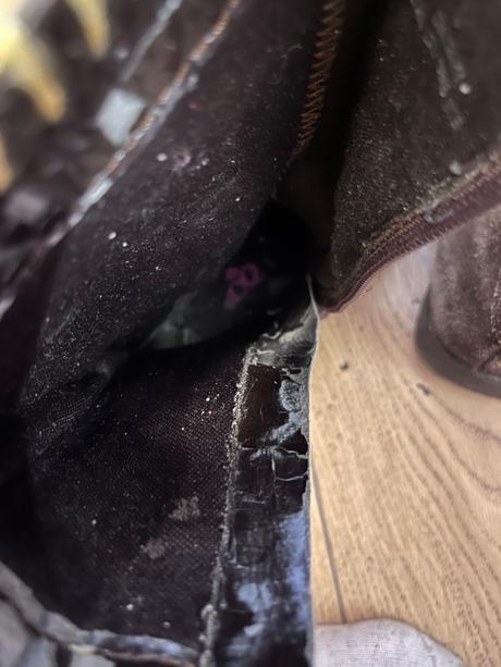 Celokožené čižmičky, 25