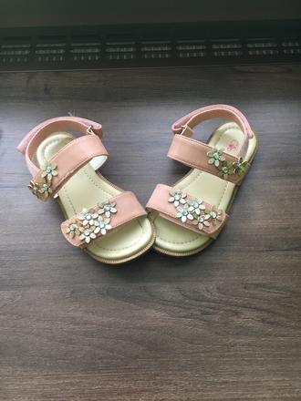 Dievčenskè sandàlky, deichmann,27