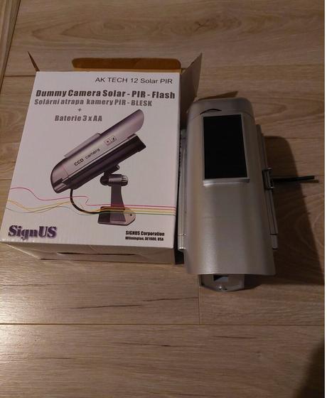 Solárna kamera - atrapa - do exteriéru, 