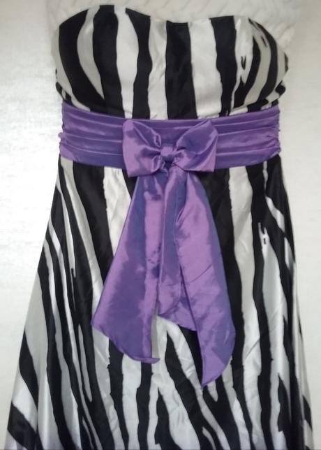 Spolocenske saty, 38