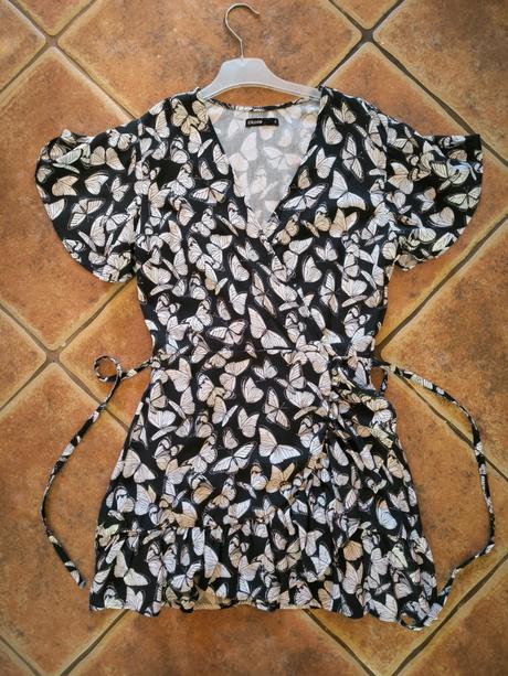 Krásne šaty veľ.s, s