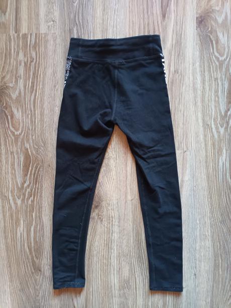 Športové leginky, 122