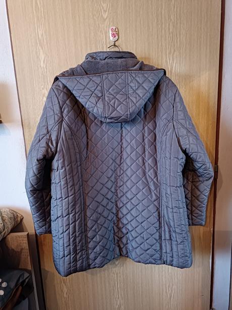 Dámska zateplená bunda, 4xl