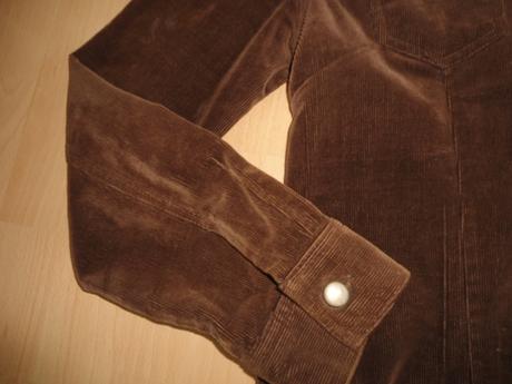 Hneda manchesterova bunda, s