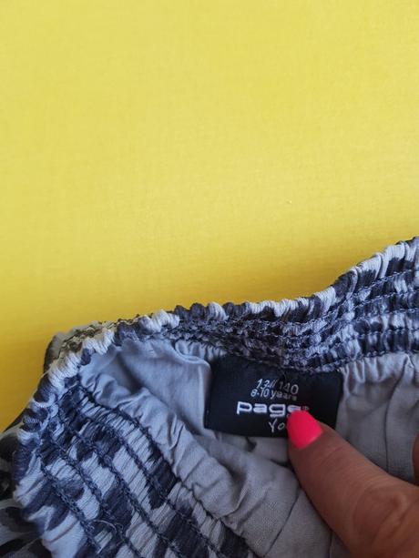 Suknicka s volanikmi 7e, 134