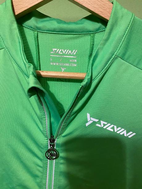 Salvini pánske cyklotričko s, s