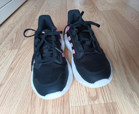 Tenisky adidas (málo nosené), adidas,37