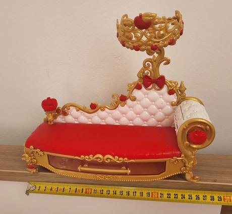 Posteľ/pohovka pre bábiku apple white, 