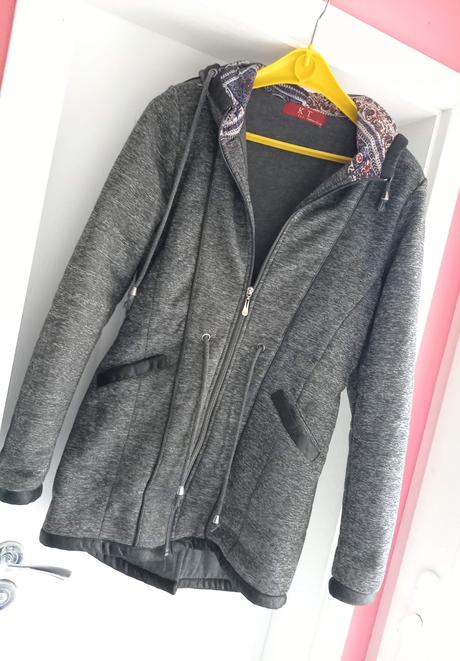 Bunda s kapucňou, l