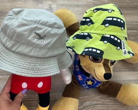 2ks letné klobúčiky vel.92/98,cena spolu, 92