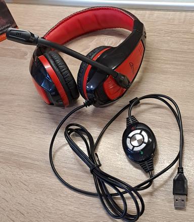 Slúchadlá s mikrofónom,