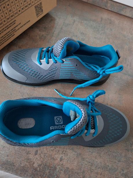 Pracovna obuv unisex velkost 39, 39