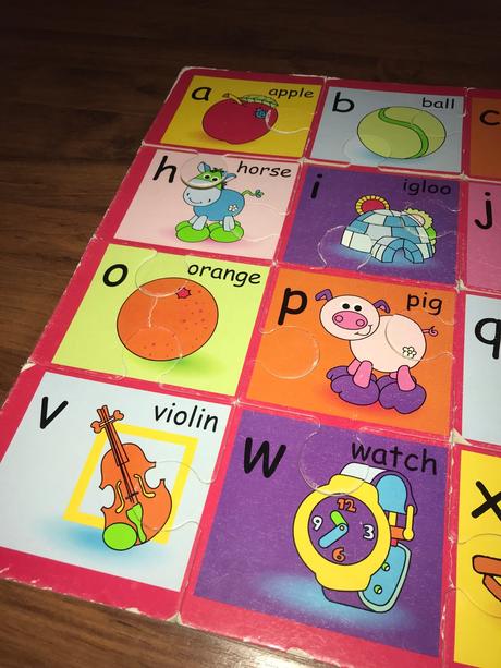 Veľké puzzle abeceda,