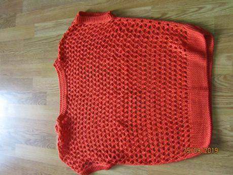 Dierkovaný pulóver 42/44, bonprix,42