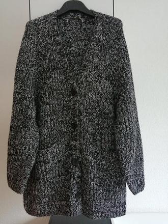 Pekný predĺžený sveter zn. reserved, reserved,m