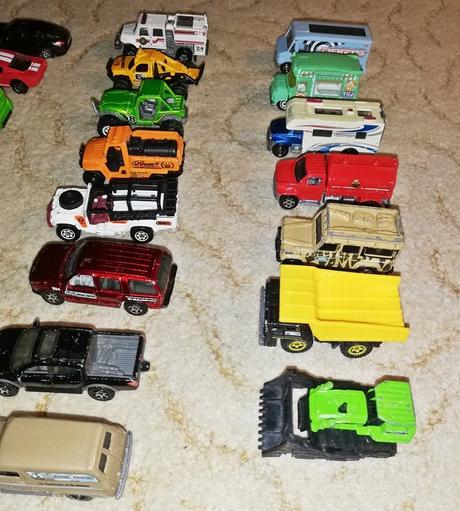 Matchbox auta,
