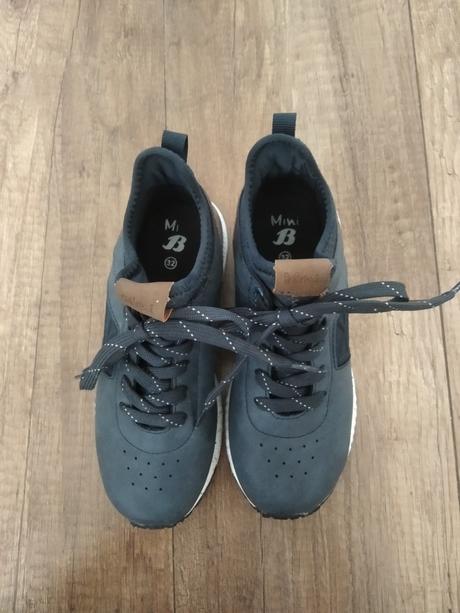 Baťa prechodné topánky 32, baťa,32