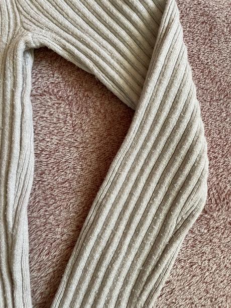 Svetrík so stojačikom, primark,xs