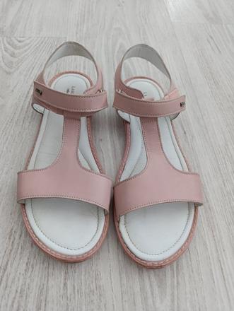 Sandálky, lasocki,36
