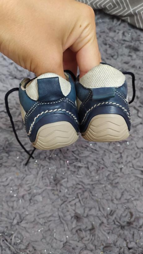 Kožené topanočky na prvé krôčiky chicco, chicco,18