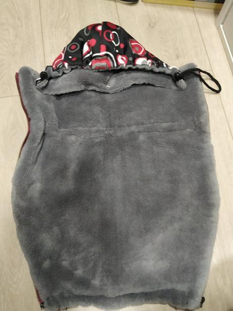 Vsádka - teplučká s kapucňou,