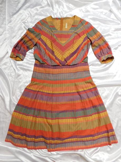 Luxusne vintage šaty, 42