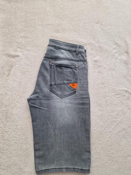 Chlapčenské kraťasy, chapter young,164