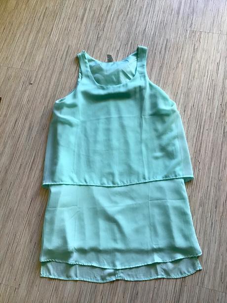 Pekné šaty vila /31, s