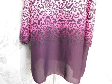 Velmi pekna bluzka, 50