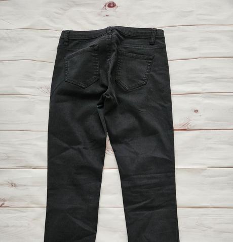 Pekné čierne rifle, denim co,34