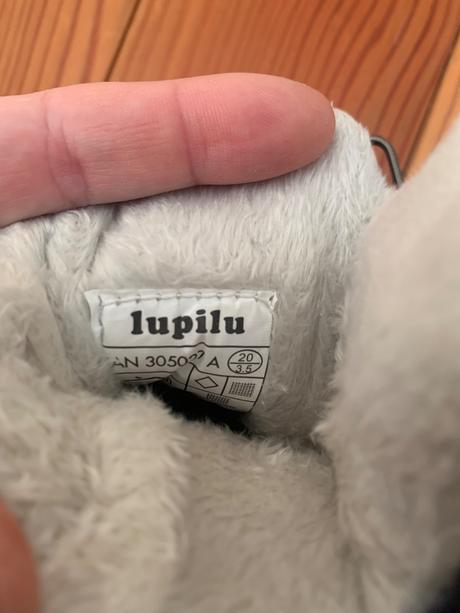 Snehule v.20, lupilu,20